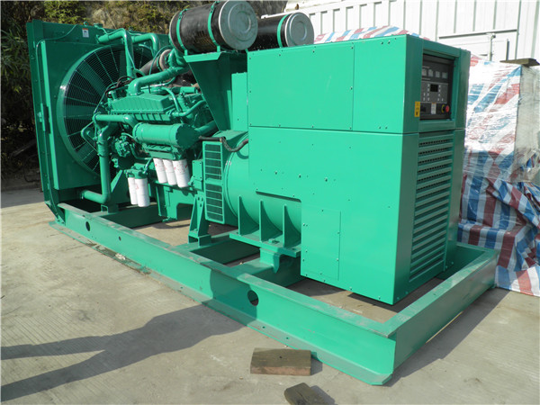丹棱发电车出租-柴油发电机散热器怎样散热