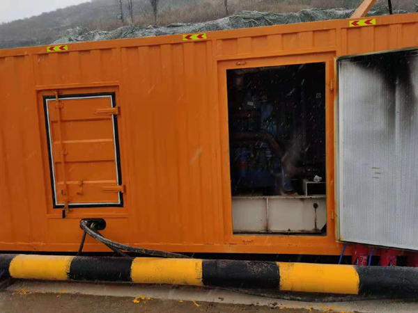 丹棱发电车出租-应急柴油发电机组选什么样的比较好？